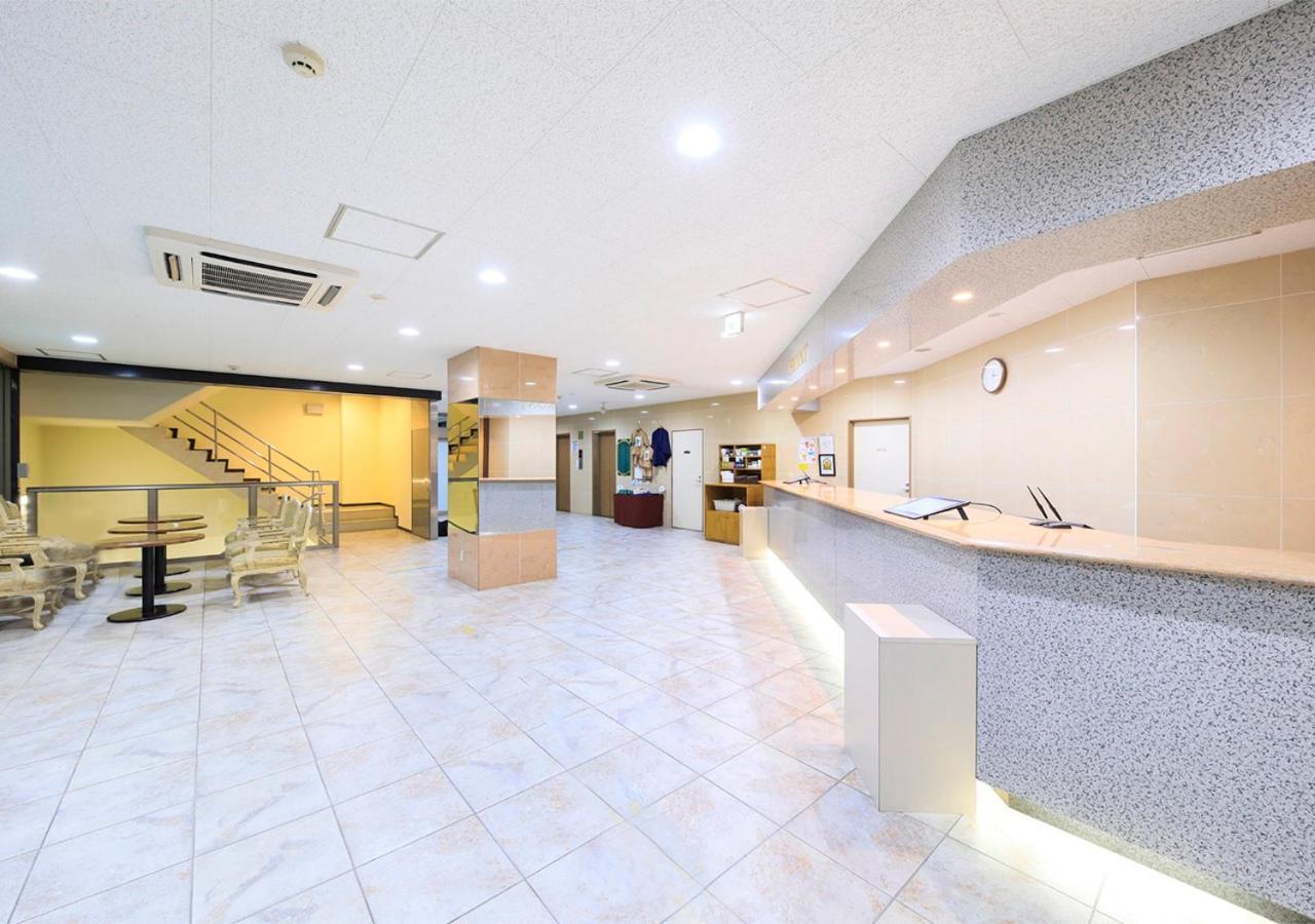 Aomori Center Hotel Bagian luar foto